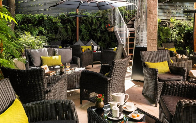 Hotel Xenia, Autograph Collection