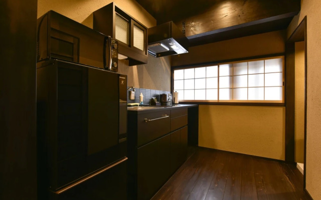 Rinn Premium Koki East