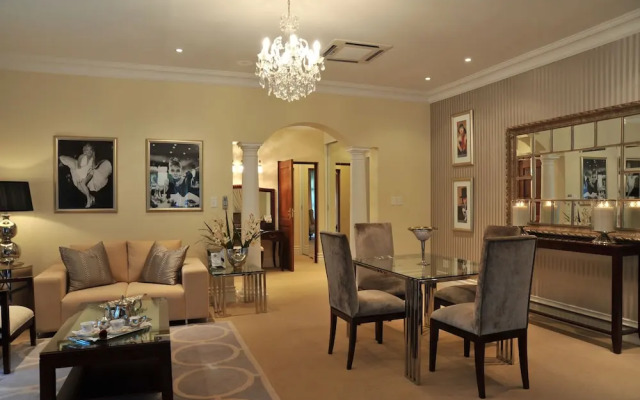 Summerfield Luxury Resort & Botanical Garden