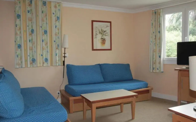 SOWELL Family Port Grimaud