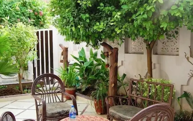 Sai Home Stay Bed and Breakfast