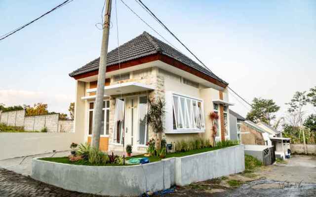 Villa Puncak Garuda A26