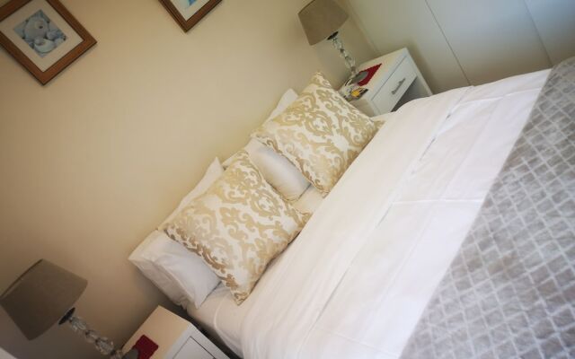 Family Cape Town Beachfront Apartment