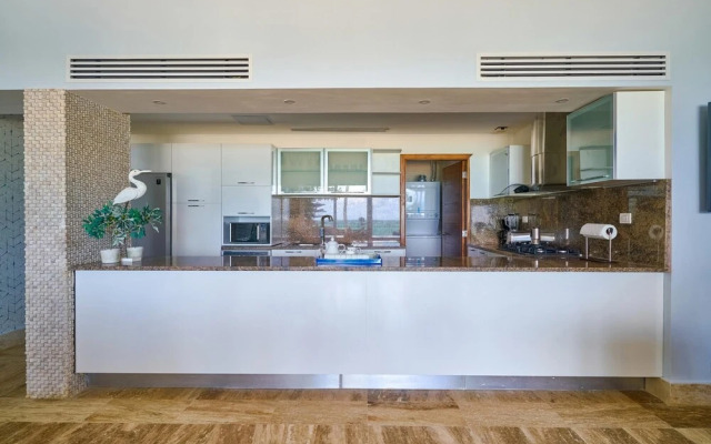 Beachfront Condo - Sea View Ah-202 Costa Atlantica