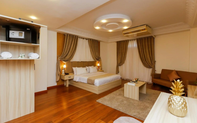 Pyramid Edge Hotel & Exclusive Pyramids View Rooftop
