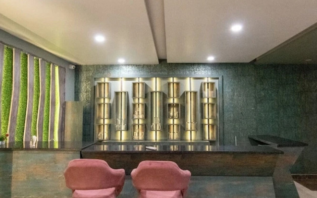 Hotel 7PM