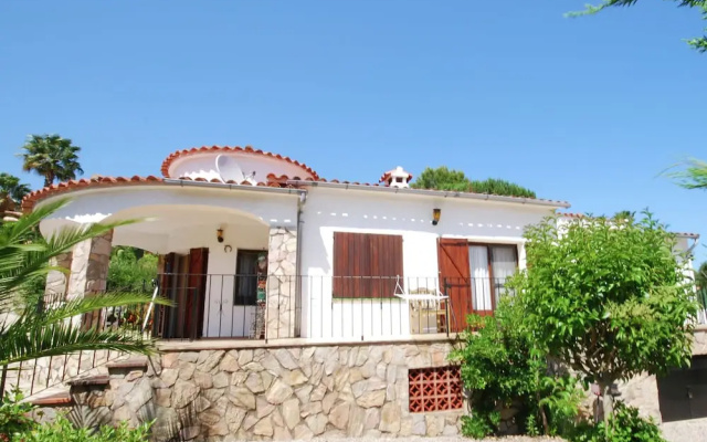 Cozy Holiday Home in Calonge with Private Pool