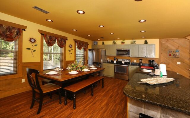 Dive Right In - Four Bedroom Chalet