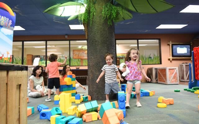 Holiday Inn Club Vacations at Orange Lake Resort by IHG