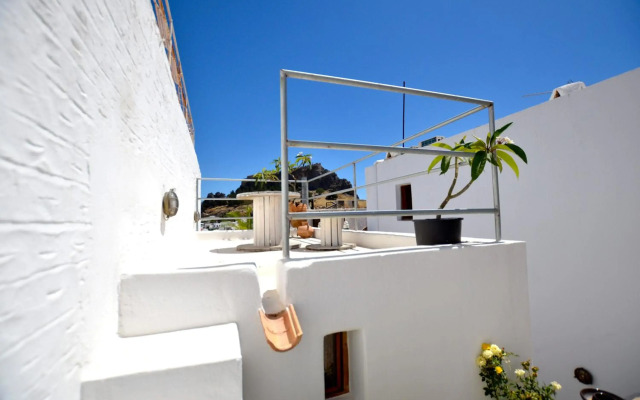 Cosmos Home Lindos