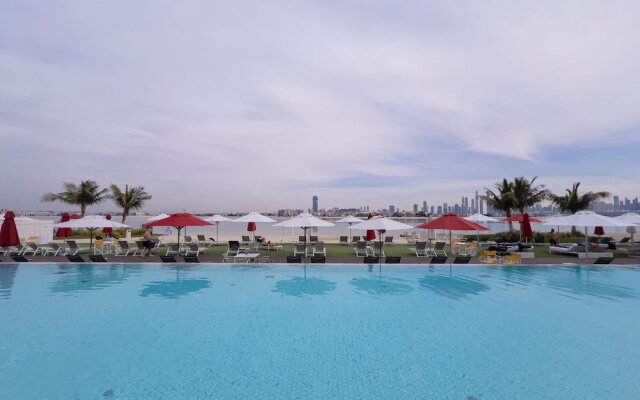 Palm Perfection 3BR with Private Beach