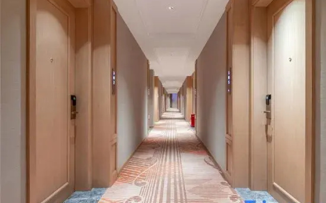 Vienna Hotel (Wenling Daxi Branch)