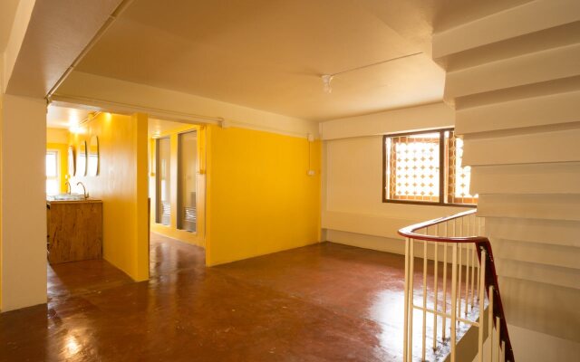 Oldie and Sleepy Hostel