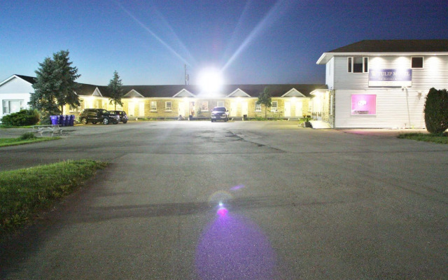 Tulip Motel