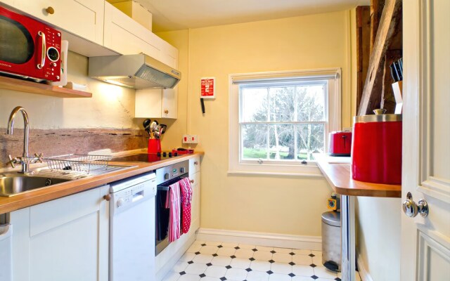 Linden Guest House