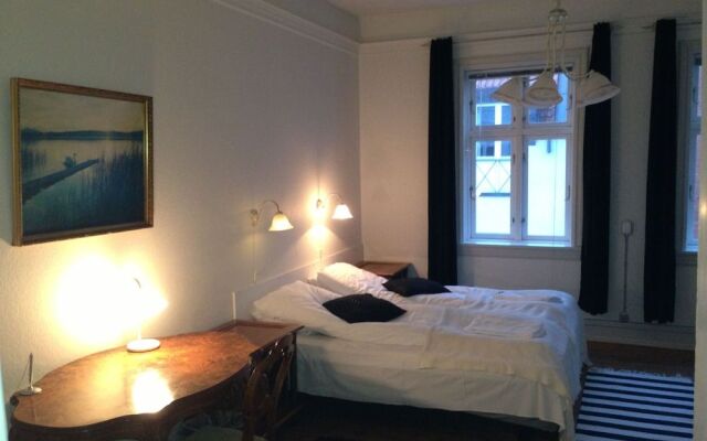 Hotel Lidenlund ved Gitte Bitsch