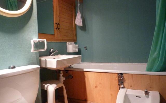 Appartement Arette, 1 pièce, 4 personnes - FR-1-602-75