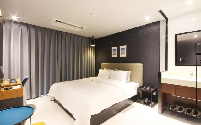 Pharos Hvar Bayhill Hotel