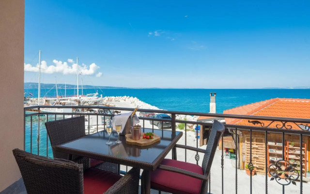 The Beach Suites
