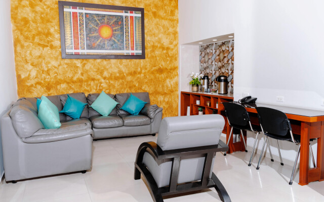 Hotel BQuin Plaza