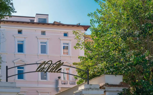 La Ville Art Noveau Hotel