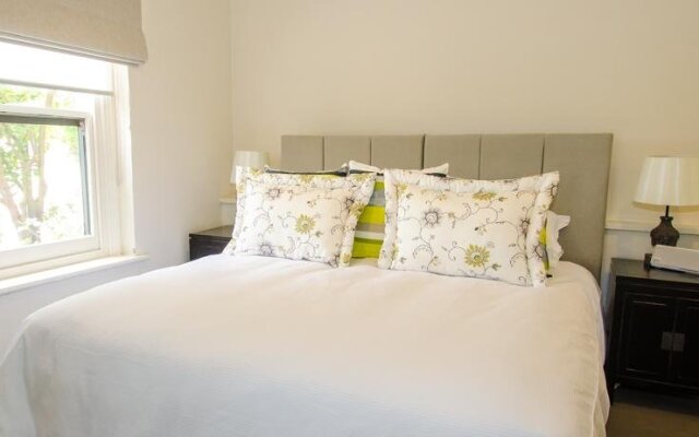 Pirathon Country Estate