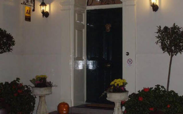 Alcombe House Hotel