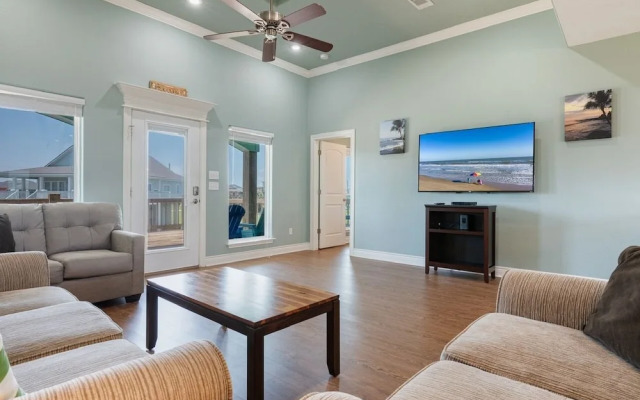 Pelican Post 3 Bedroom Home