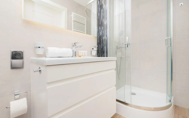 Apartment Batorego Gdynia by Renters