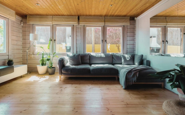 Finland House Barcelona- Increíbles vistas a la montaña