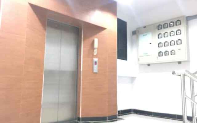 Sutharnlai Apartment