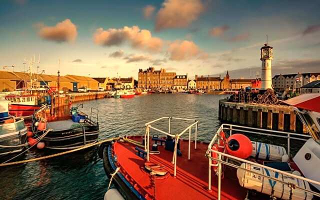 Fara self-contained 2 room B&B suite