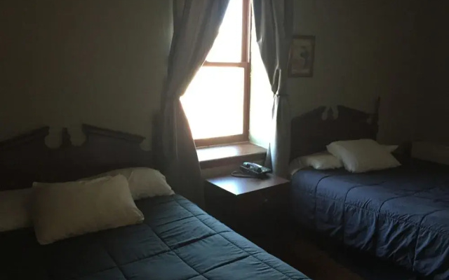 Historic Calumet Inn