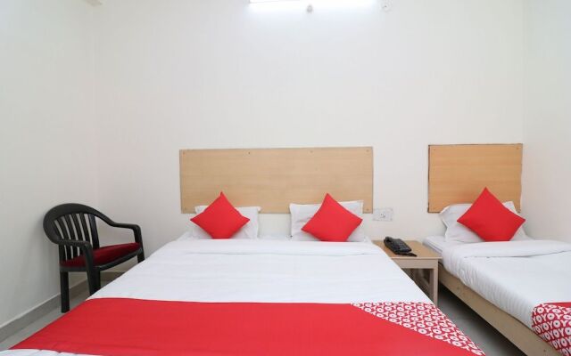 OYO 23694 Hotel Shikhar Palace