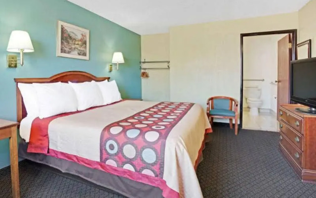 Super 8 Tucson Downtown Convention Center