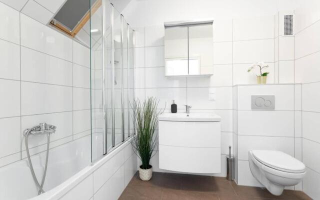 Penthouse bei Schönbrunn mit Dachterasse! N44