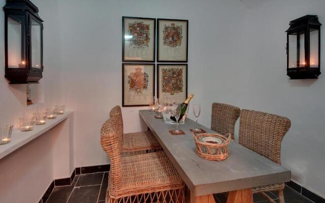 Casa Latino - Oceanfront - Luxury & Charming villa- Jacuzzi at Rooftop