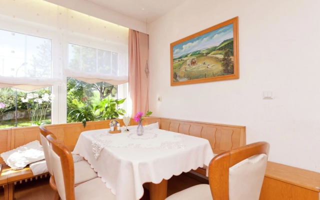 Modern Apartment in Bolsdorf With Sauna