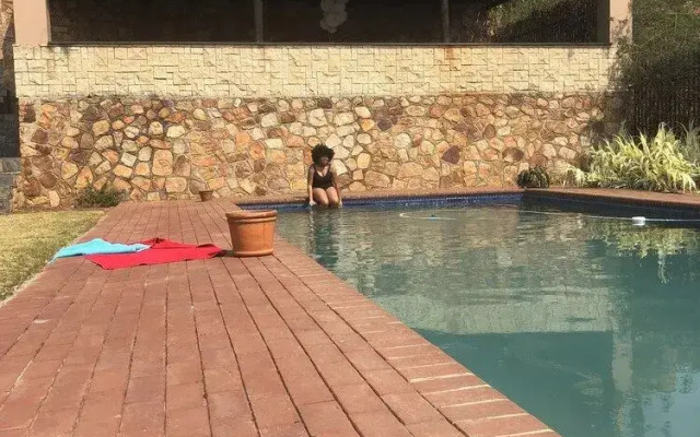 Houghton Hill Cottage