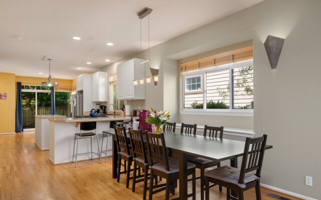 Seattle Vacation Home: The Vineyard