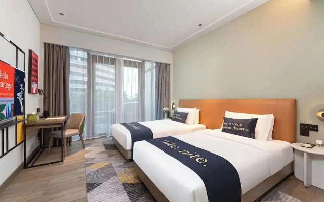 The Mustel Hotel Chongqing. Hongyadong