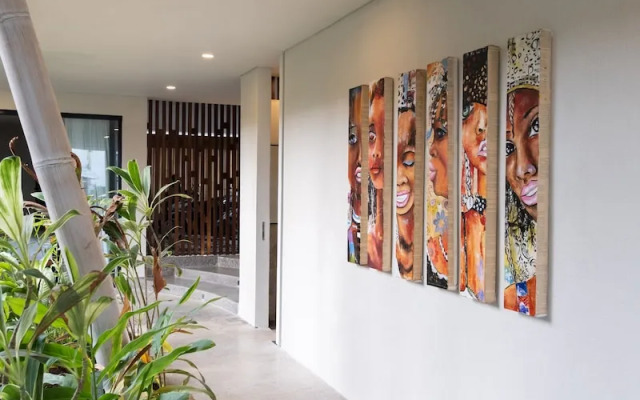 Stunning Architecture 5BR Bamboo With Tropical Pool Villa in Umalas