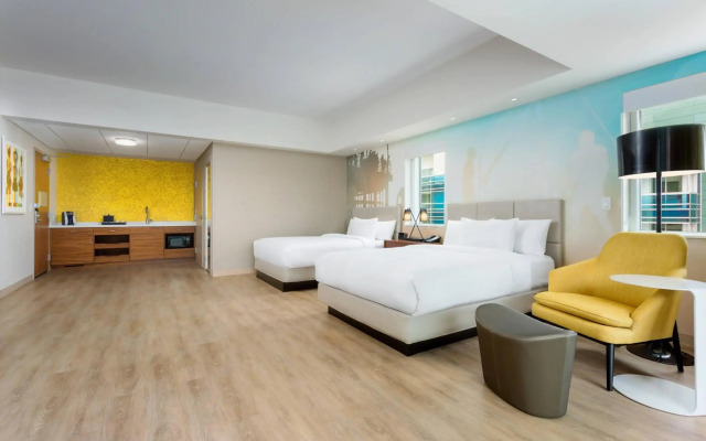 Courtyard by Marriott Santa Monica