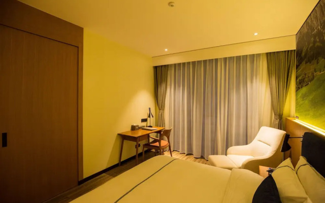 Spring Posh Roadsun International Hotel & Resort