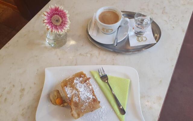 Pension-Cafe-Konditorei Mikl