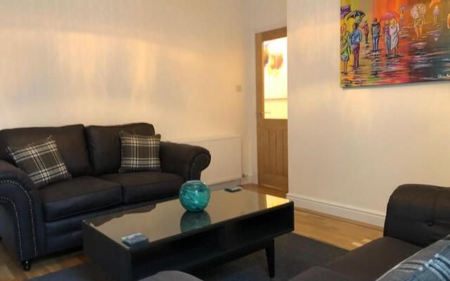 Dryburgh Apartment No3