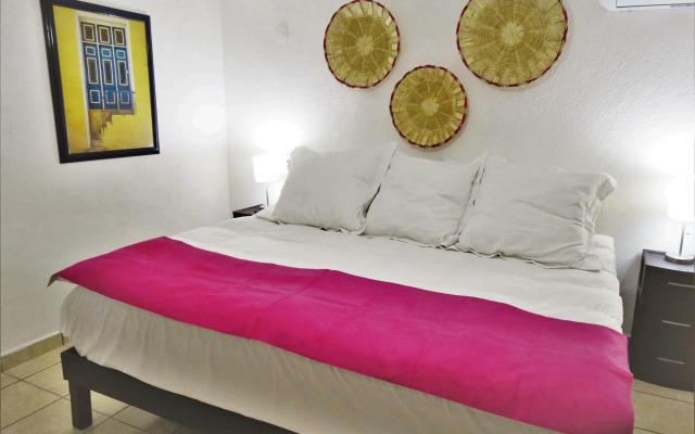 PiÃ±a Apartment by Andiani