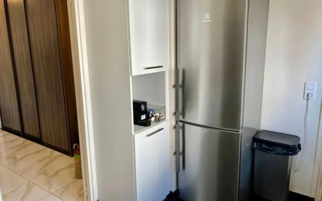 Family apartment 7 minutes from Paris