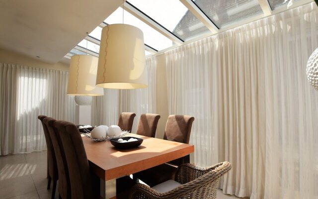 Holdiay Home in Den Helder with private terrace and garden