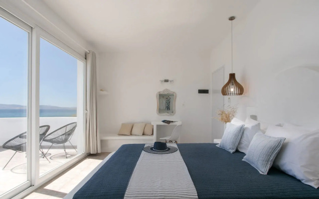 Manios Suites